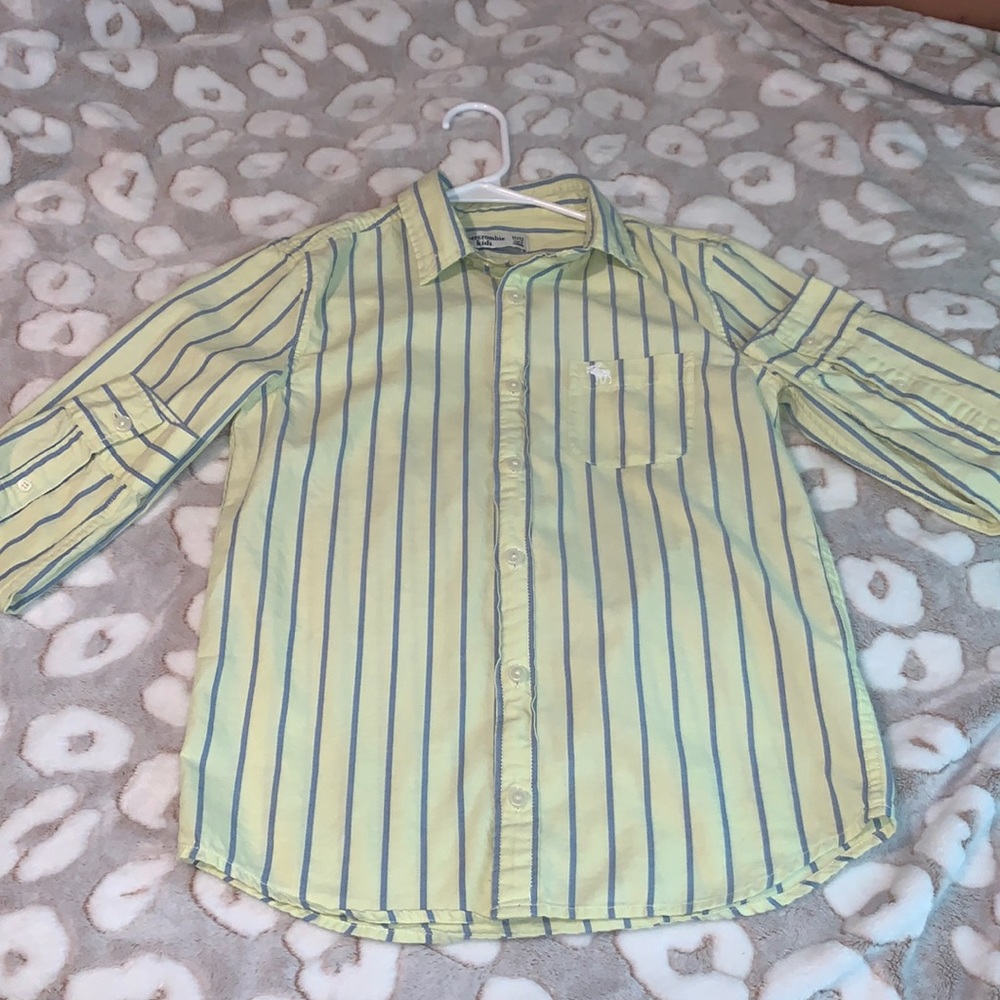 Abercrombie kids boys size 11/12 used once.